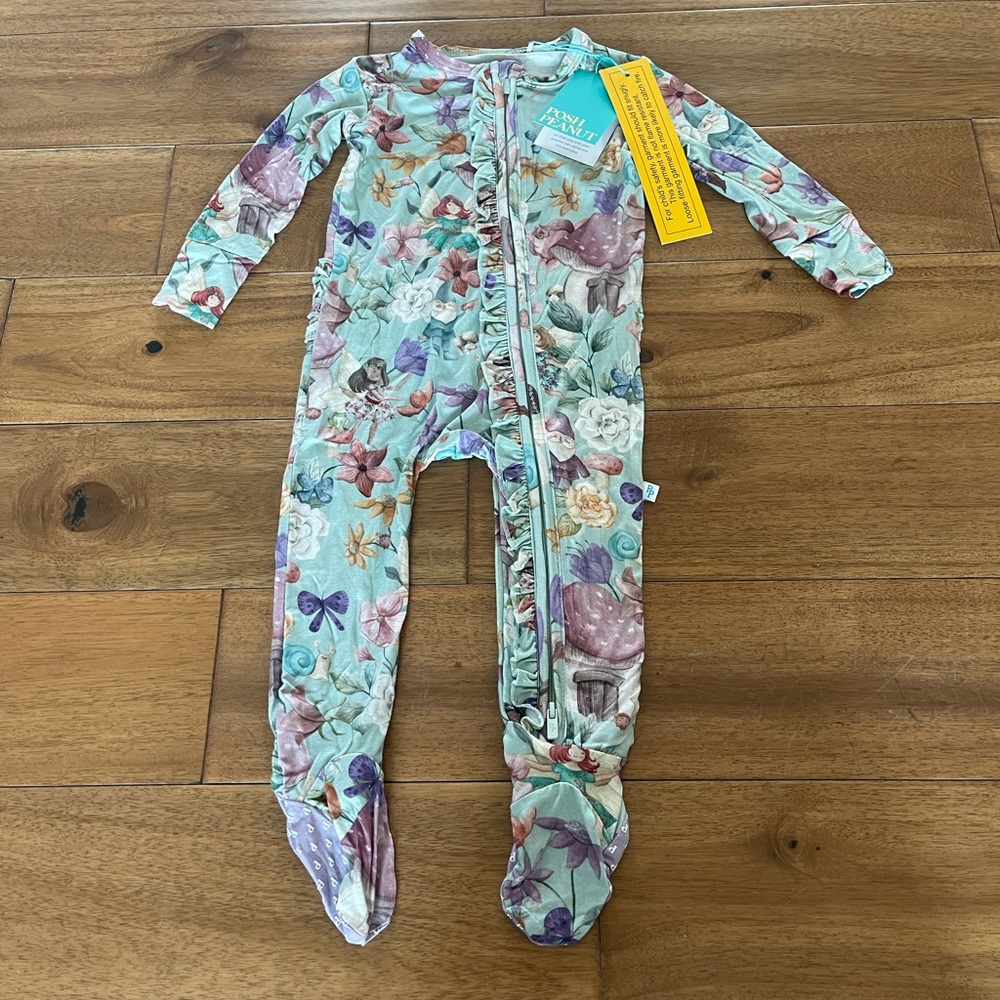 NEW! Gnome posh peanut sleeper